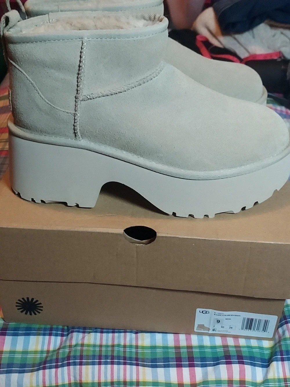 UGG Classic ultra Mini New Heights Boots In Beige MDSD NIB SZ9